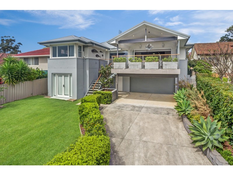 11 Russell Street, East Gosford NSW 2250