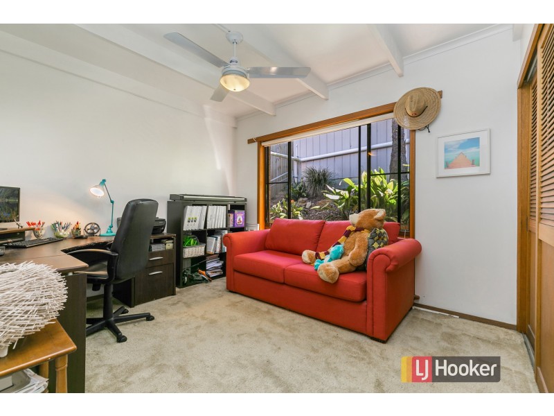 13 Kimberley Avenue, Narara NSW 2250