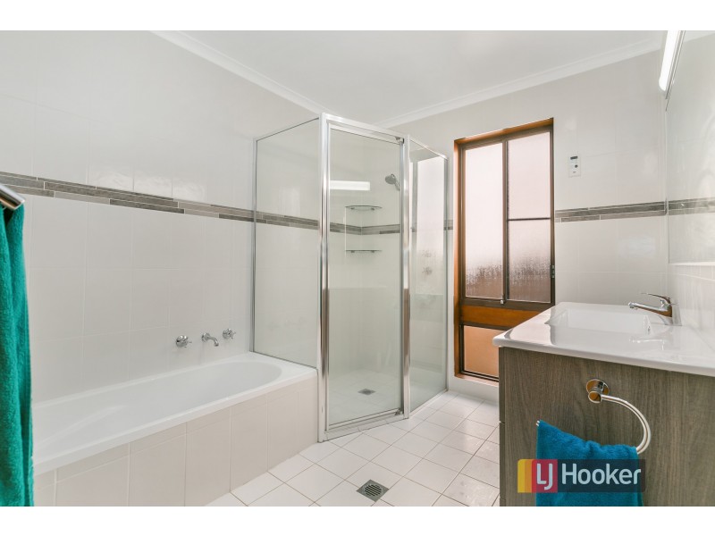 13 Kimberley Avenue, Narara NSW 2250