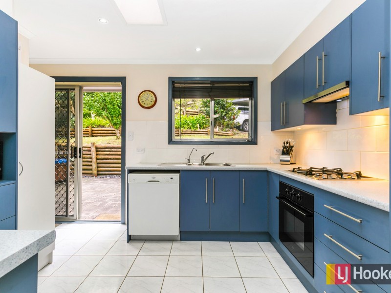 18 Nalkari Avenue, Wyoming NSW 2250