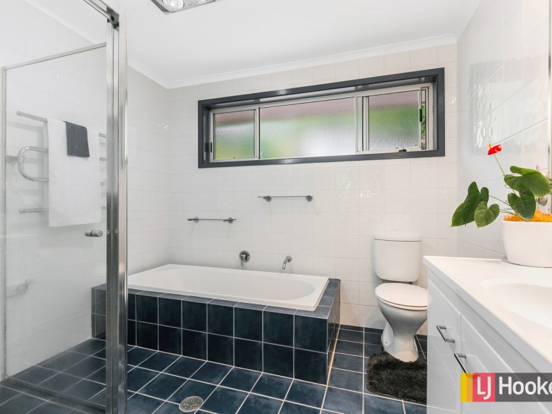 18 Nalkari Avenue, Wyoming NSW 2250