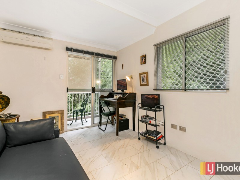 8/142 Faunce Street, Gosford NSW 2250