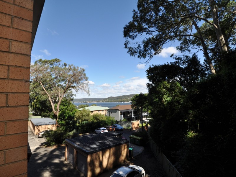 16/9-12 Broadview Avenue, Gosford NSW 2250