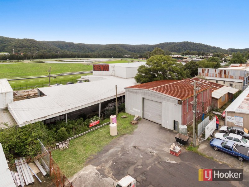 2 Donnison Street, West Gosford NSW 2250