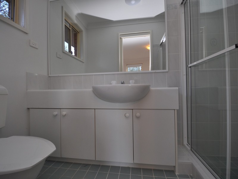 2 Graham Place, Kariong NSW 2250