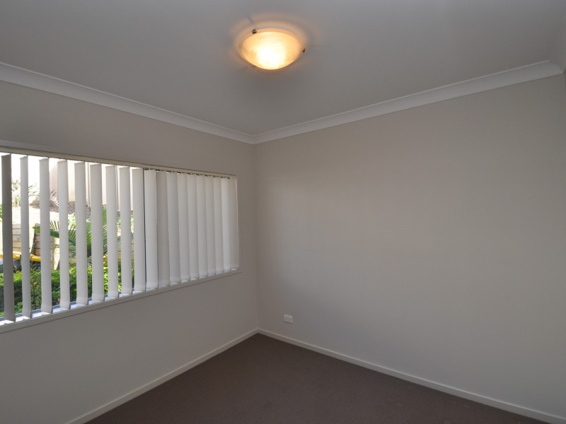 10/13-15 Jennie Cox Close, Erina NSW 2250