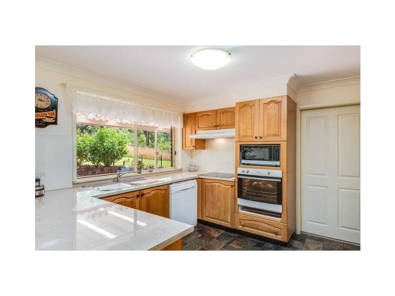 72 Cambourn Drive, Lisarow NSW 2250