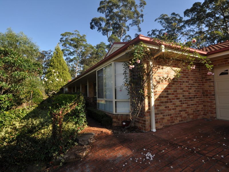 72 Cambourn Drive, Lisarow NSW 2250