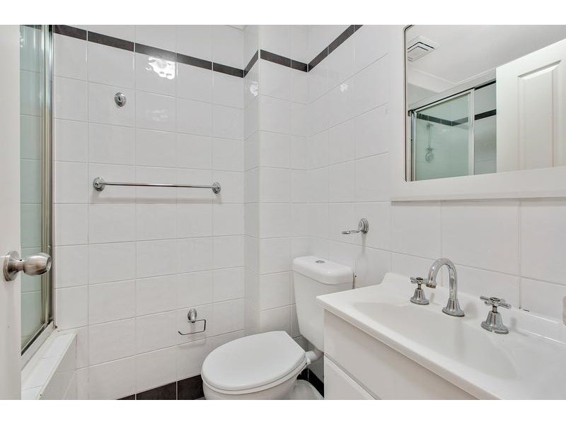 1/61 Donnison West Street, Gosford NSW 2250