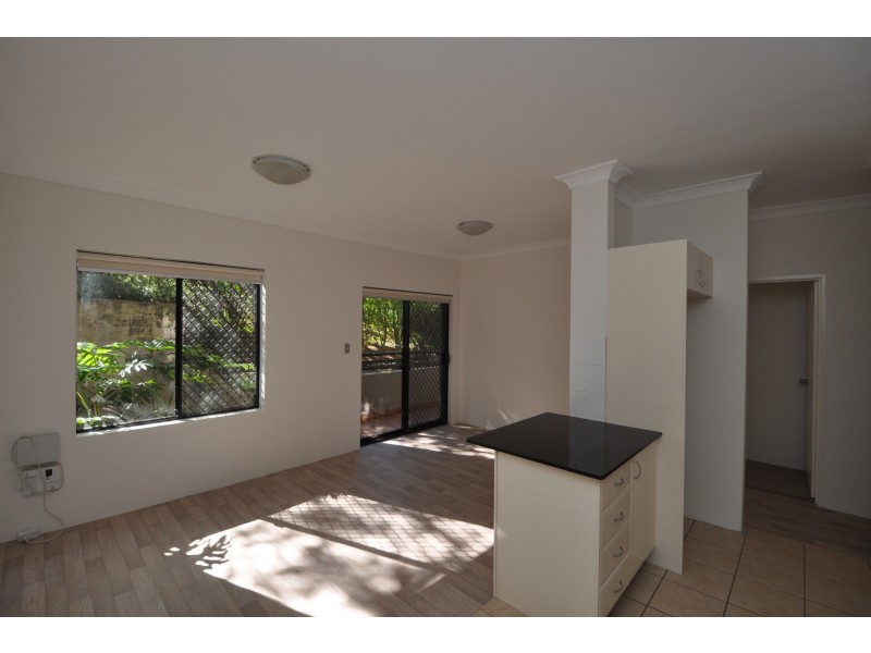 1/61 Donnison West Street, Gosford NSW 2250
