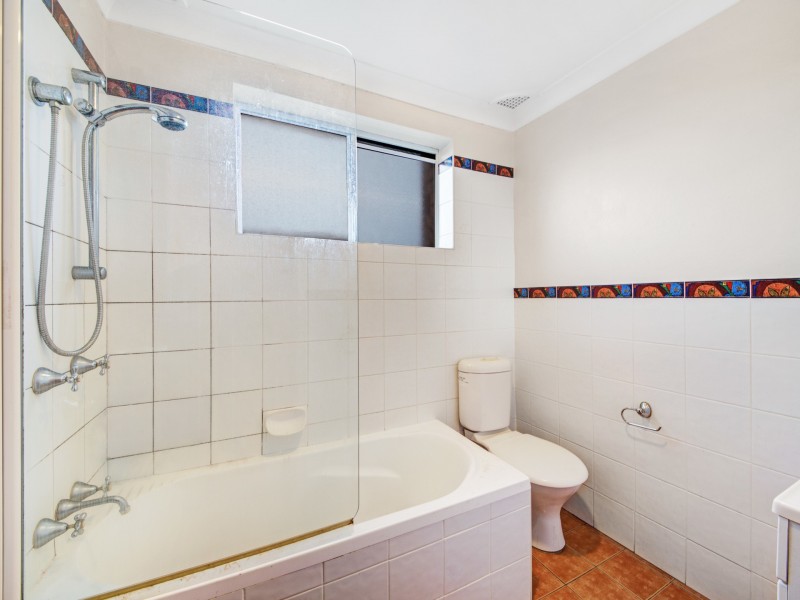 2/7 Sinclair Street, Gosford NSW 2250