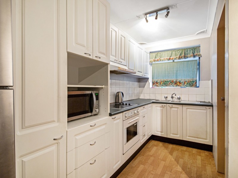 2/7 Sinclair Street, Gosford NSW 2250