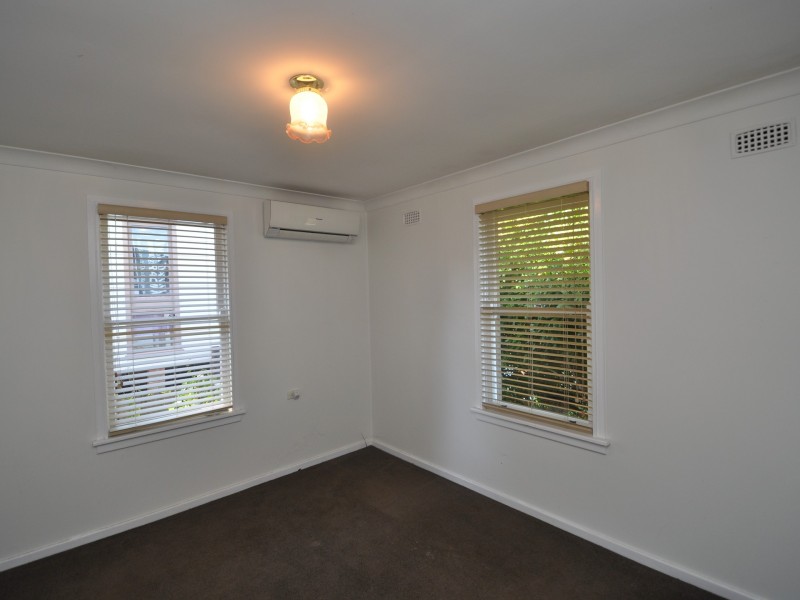 128 Glennie Street, North Gosford NSW 2250