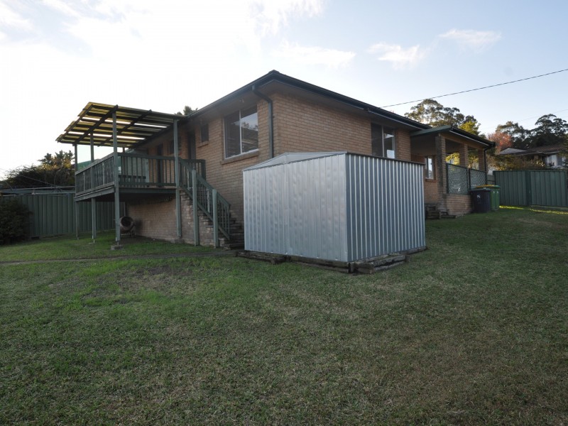 2 Narooma Road, Niagara Park NSW 2250