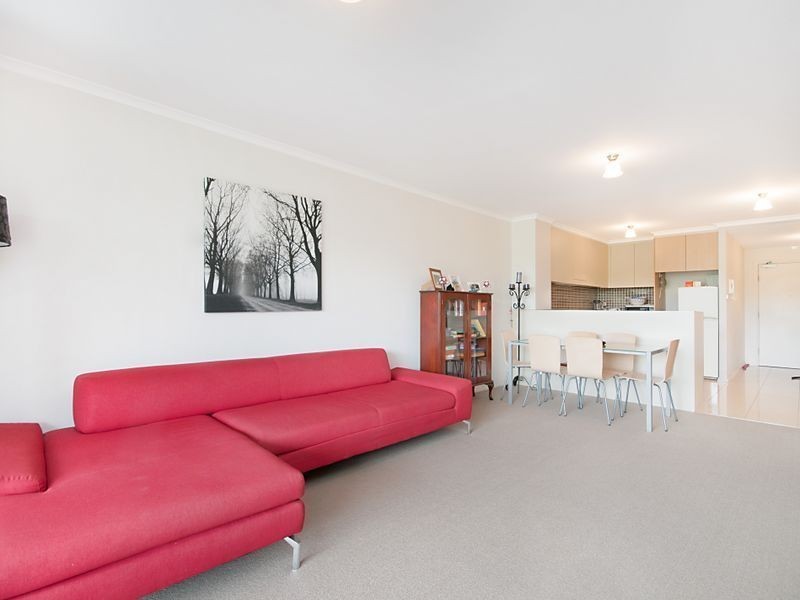 244/80 John Whiteway Drive, Gosford NSW 2250