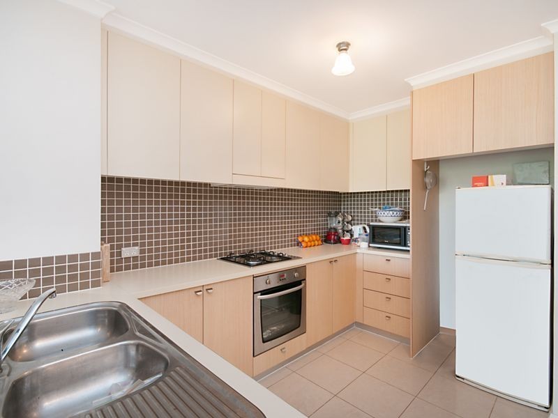 244/80 John Whiteway Drive, Gosford NSW 2250