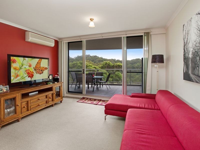 244/80 John Whiteway Drive, Gosford NSW 2250