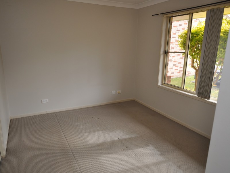 24/8 McLennan Street, Narara NSW 2250