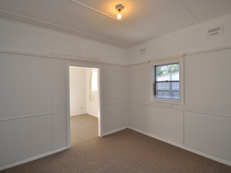 46 Hely Street, West Gosford NSW 2250