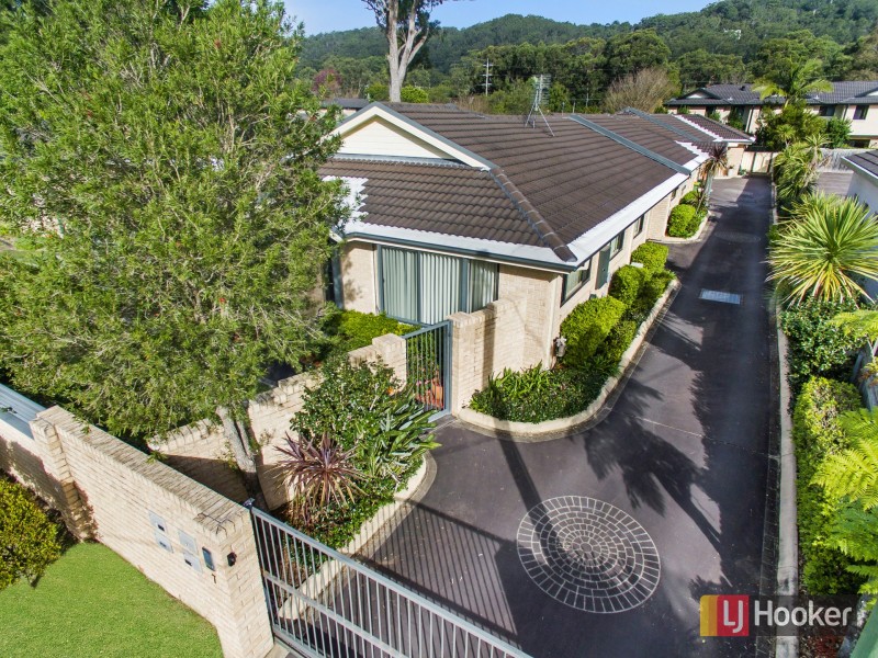 1/7 Compton Street, North Gosford NSW 2250