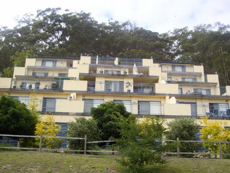 6/85 Faunce Street, Gosford NSW 2250