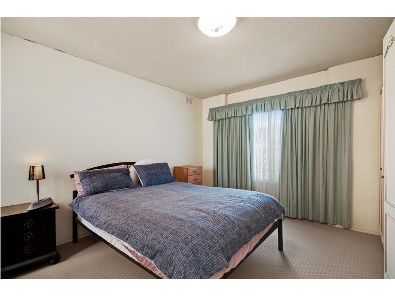 2/146 Albany Street, Point Frederick NSW 2250