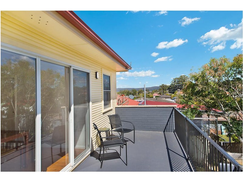 18 Lushington Street, East Gosford NSW 2250