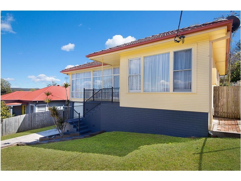 18 Lushington Street, East Gosford NSW 2250