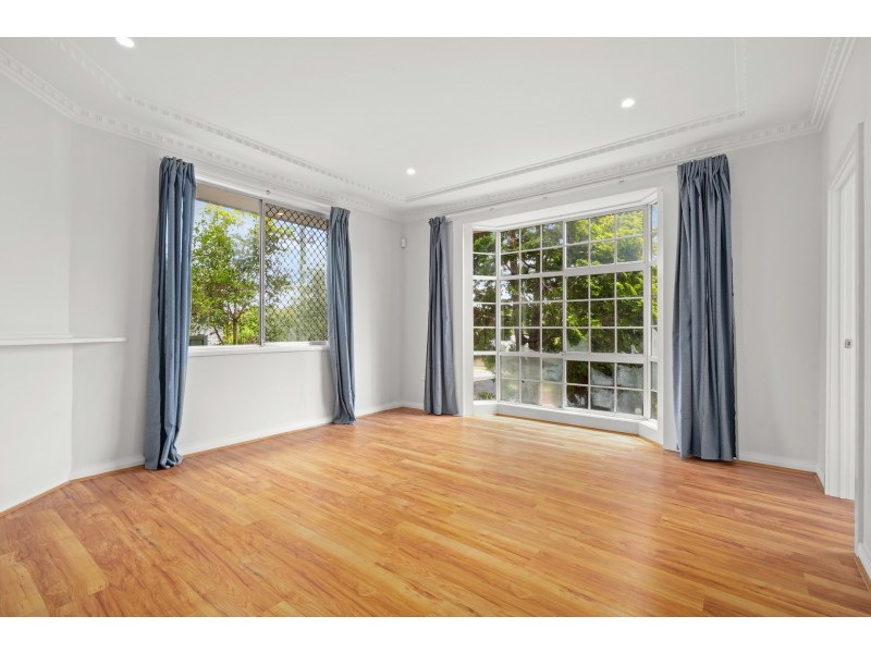 173 Albany Street, Point Frederick NSW 2250