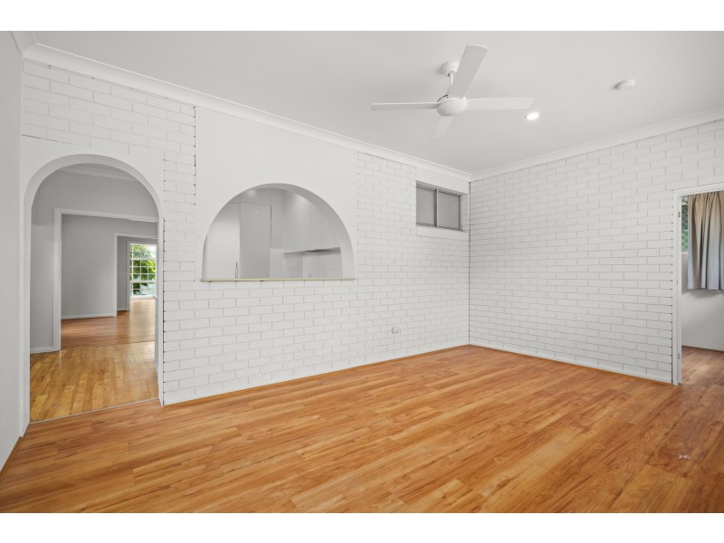 173 Albany Street, Point Frederick NSW 2250