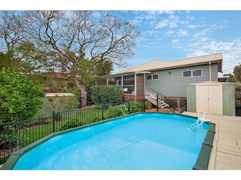 155 Albany Street, Point Frederick NSW 2250