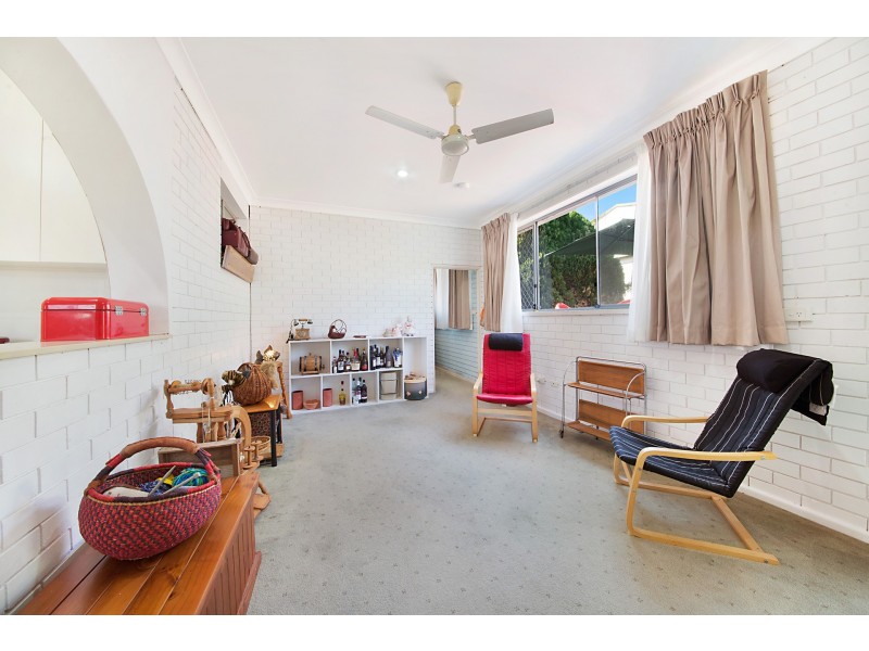 173 Albany Street, Point Frederick NSW 2250