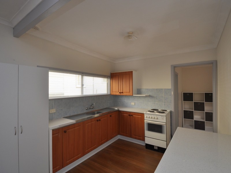 955 The Entrance Road, Forresters Beach NSW 2260