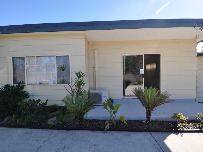 955 The Entrance Road, Forresters Beach NSW 2260