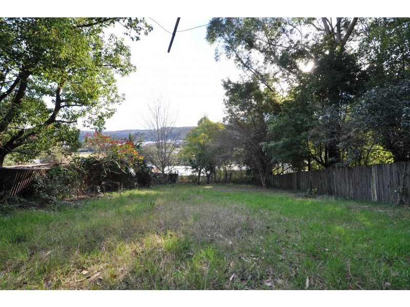 48 Hely Street, West Gosford NSW 2250