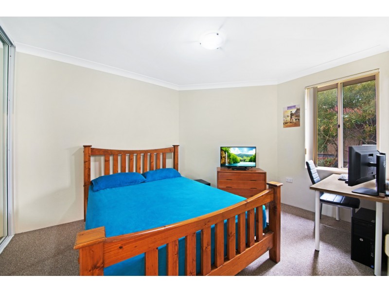 8/31 Central Coast Highway, West Gosford NSW 2250