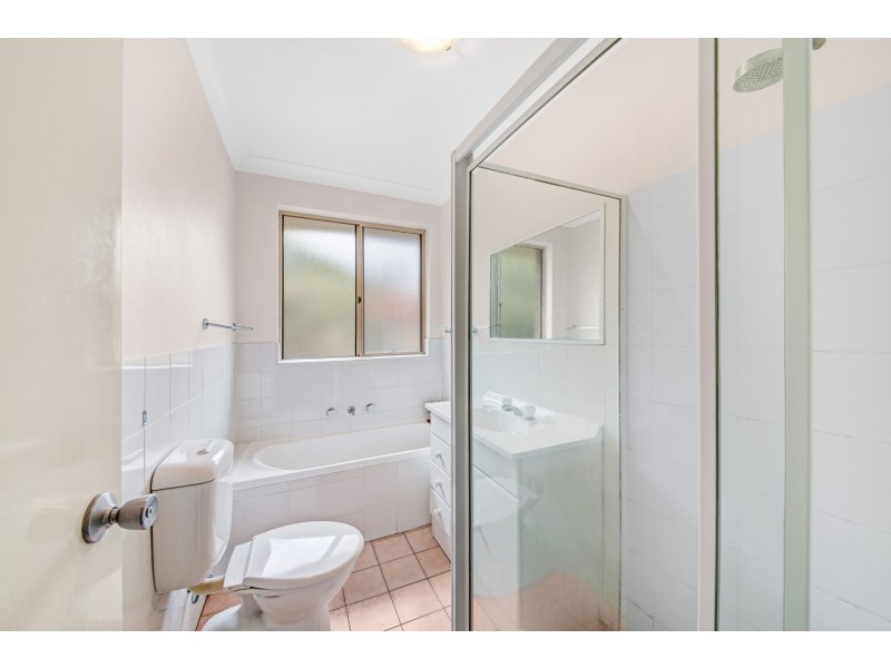 8/31 Central Coast Highway, West Gosford NSW 2250