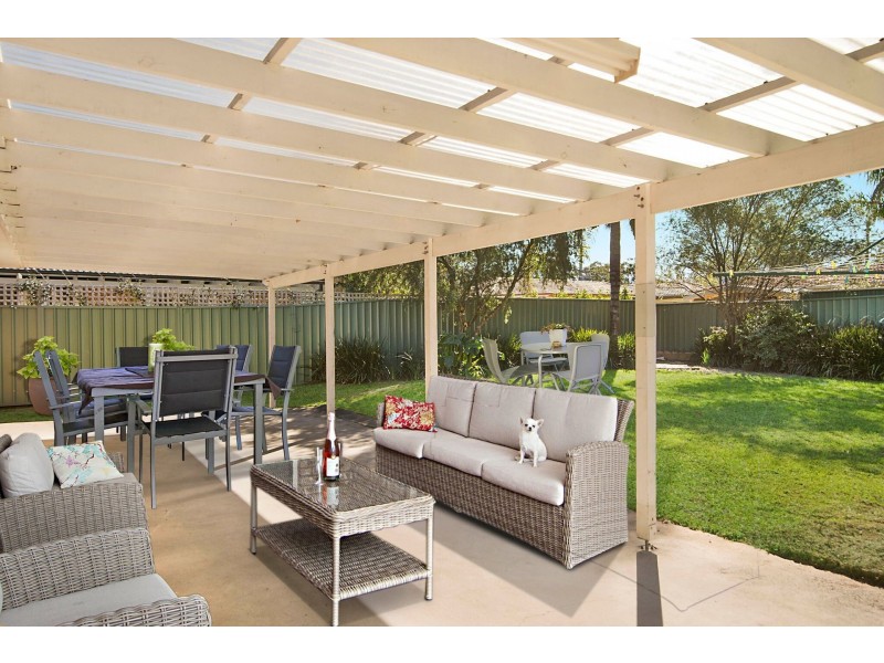 15 Arrawarra Street, Narara NSW 2250