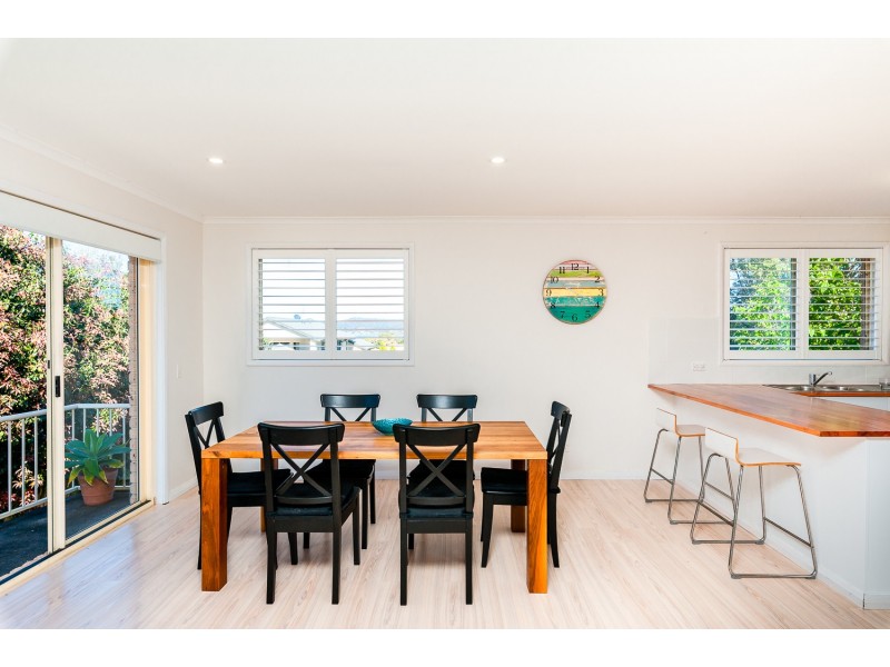 2/8 Melbourne Street, East Gosford NSW 2250