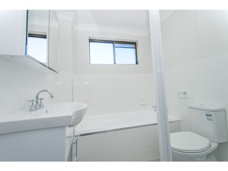 11/84-86 Henry Parry Drive, Gosford NSW 2250