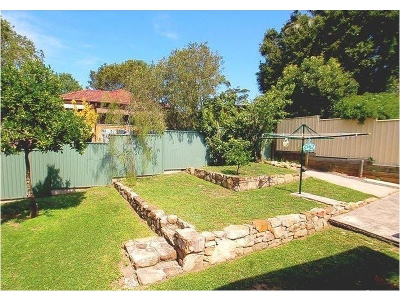 1A Day Street, Wyoming NSW 2250