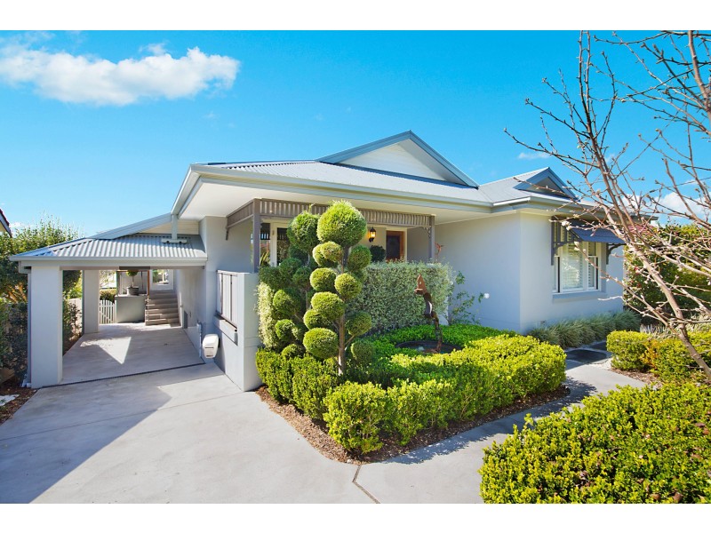 11 Russell Street, East Gosford NSW 2250