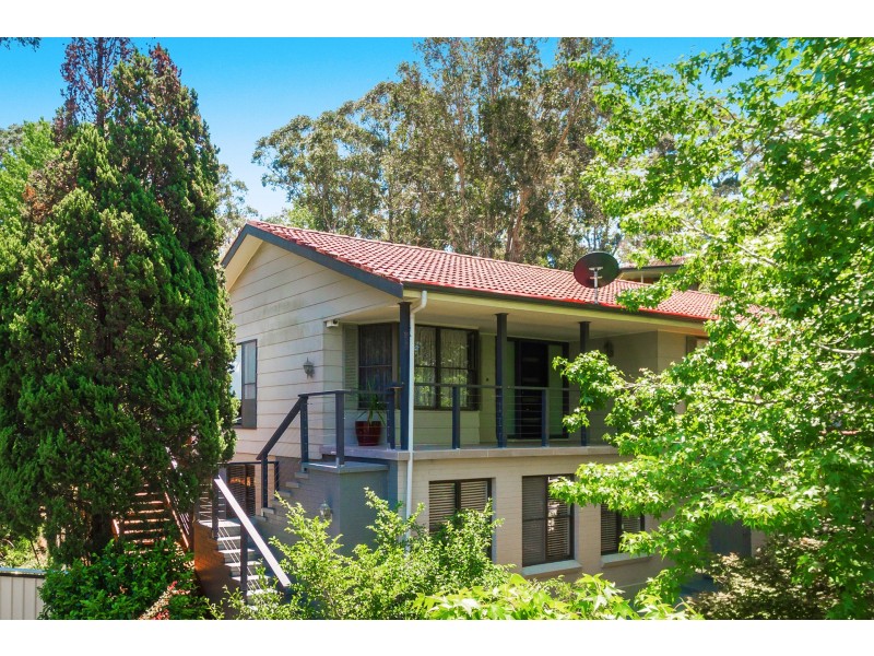 1 Kalori Avenue, Wyoming NSW 2250