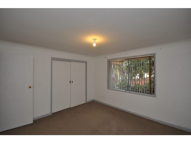 5 Fragar Avenue, Wyoming NSW 2250