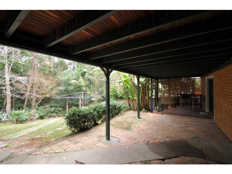 5 Fragar Avenue, Wyoming NSW 2250