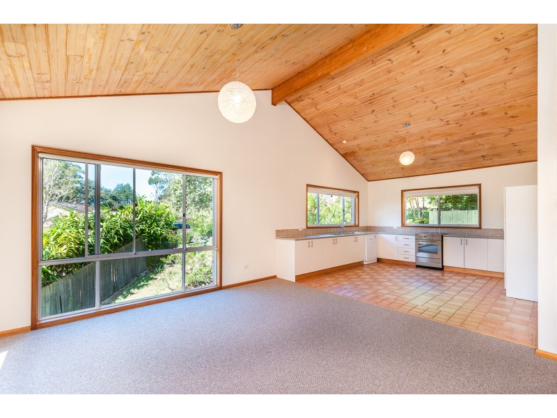 22A Woodview Road, Springfield NSW 2250