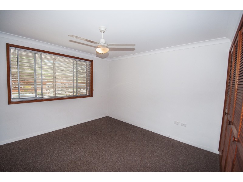 5 Beaumont Avenue, Wyoming NSW 2250