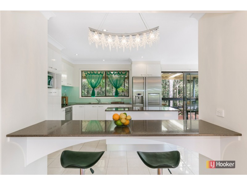 18 Kambala Close, Wyoming NSW 2250