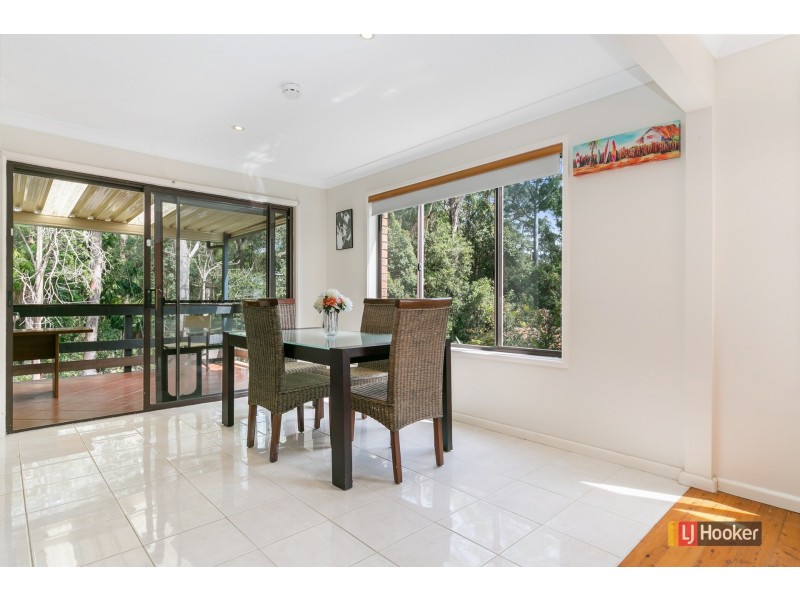 18 Kambala Close, Wyoming NSW 2250