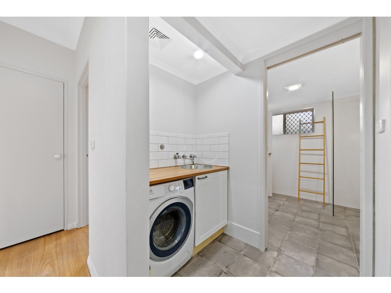 7/12-20 Kinarra Avenue, Wyoming NSW 2250